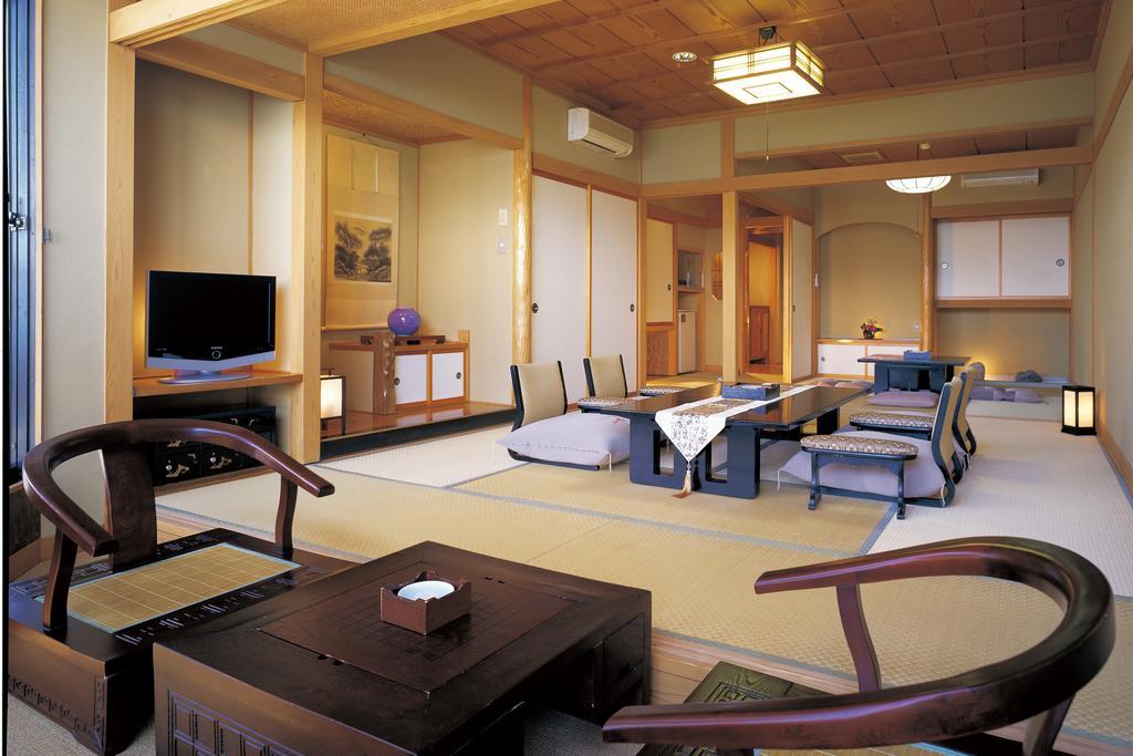 Umibenokakureyu Seiryu Hotel Nishiizu Eksteriør billede